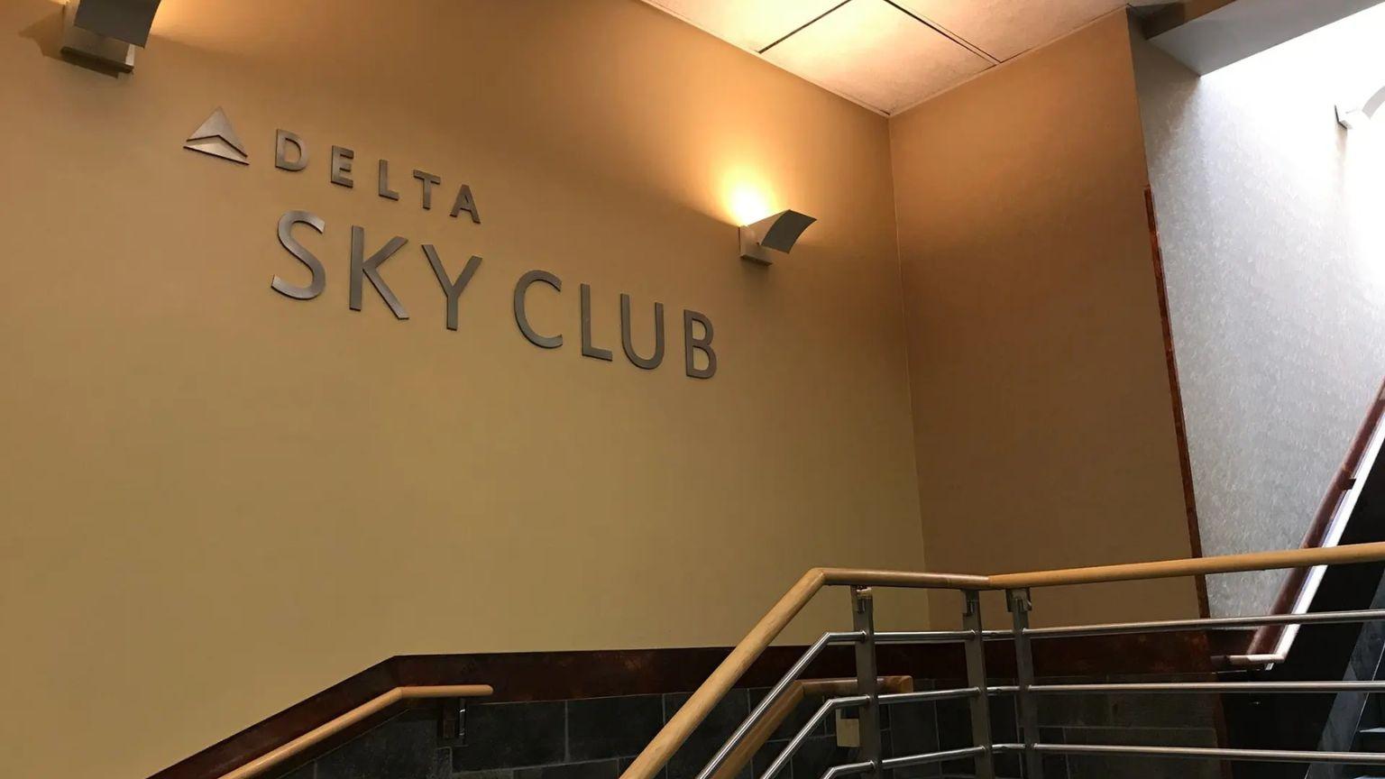 Delta Sky Club ATL Lounge, Concourse A (Gate A17)