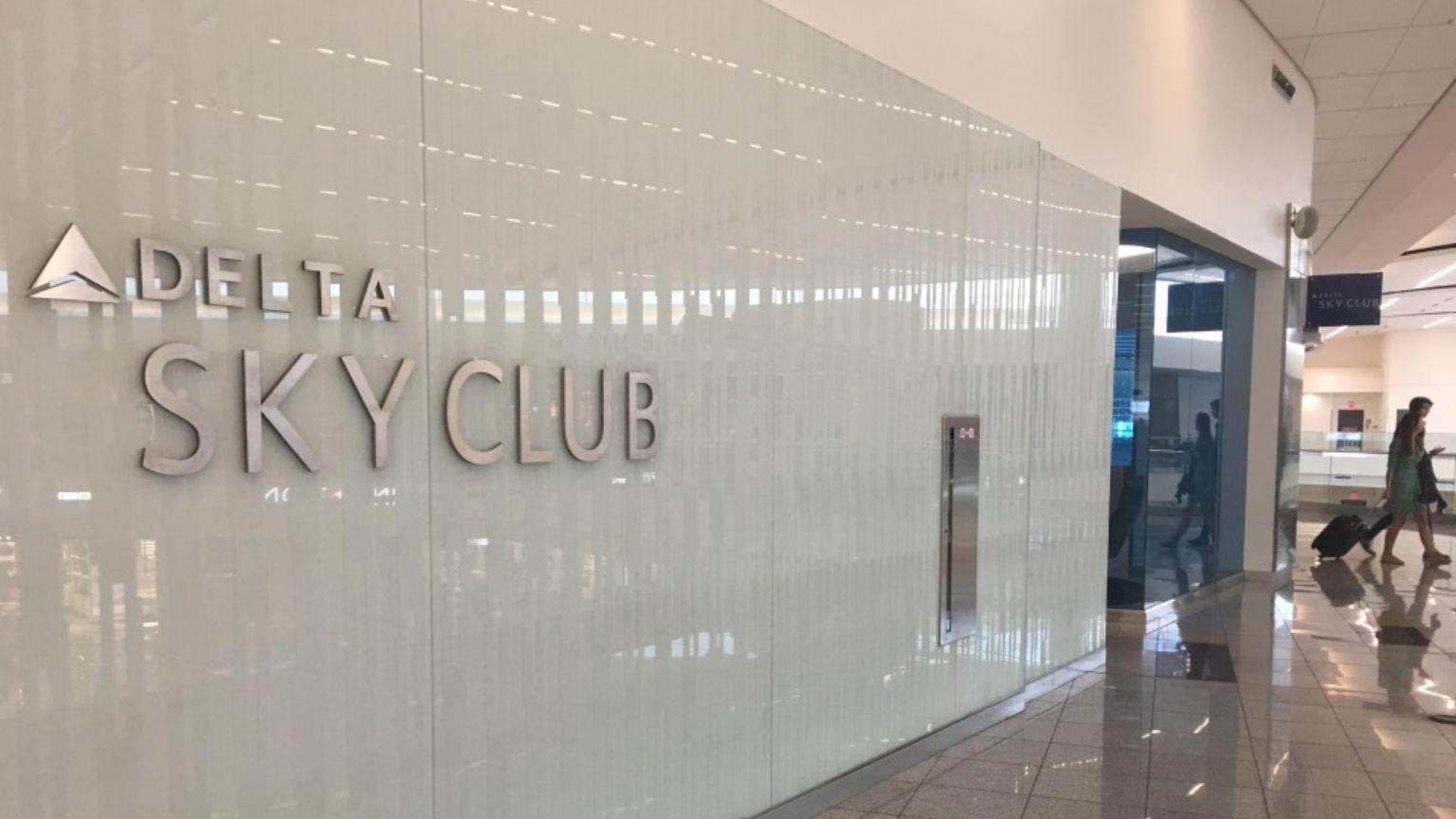 Delta Sky Club Atlanta Concourse F Lounge