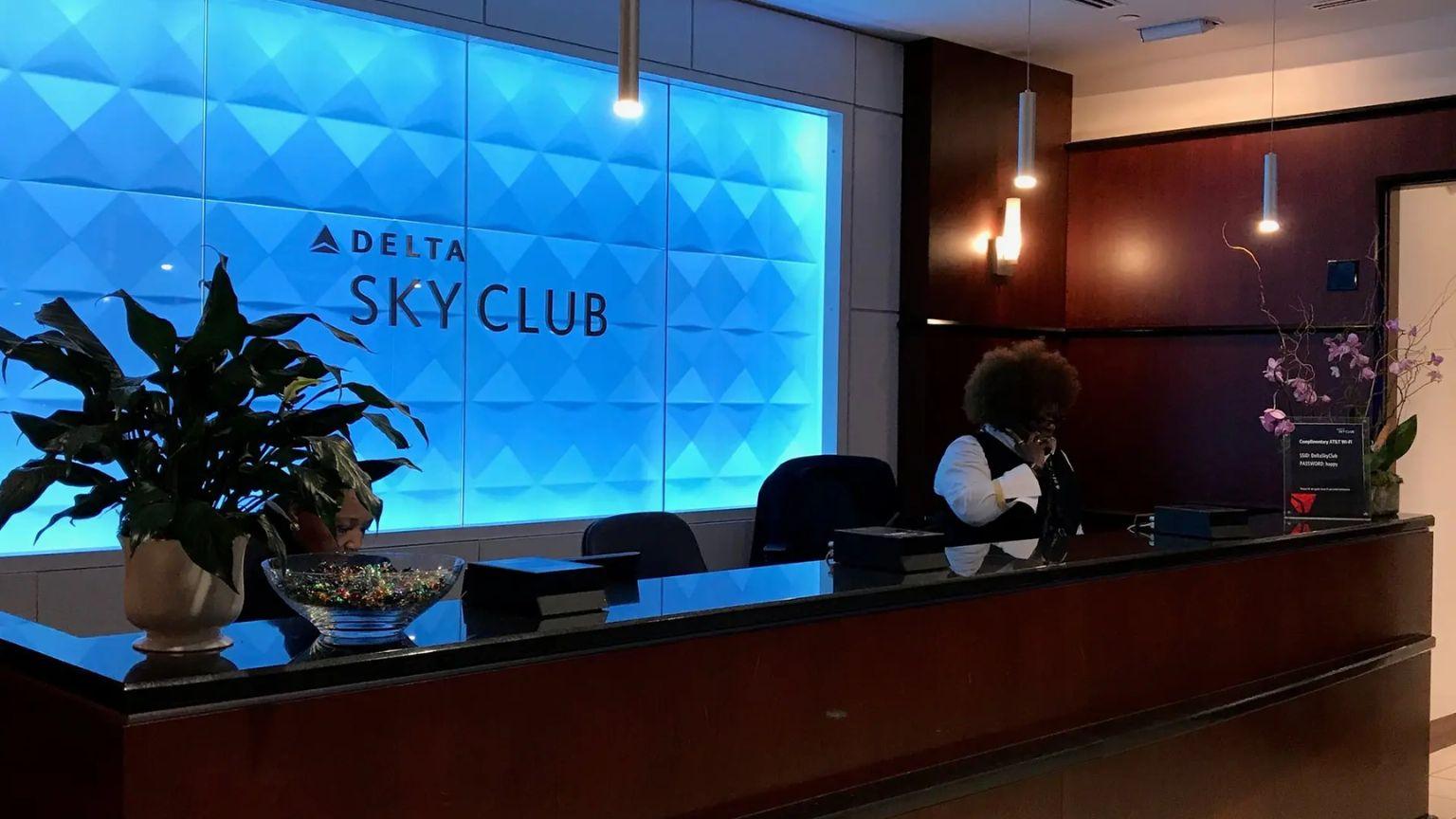 Delta Sky Club Lounge, Concourse D (Gate D12), ATL