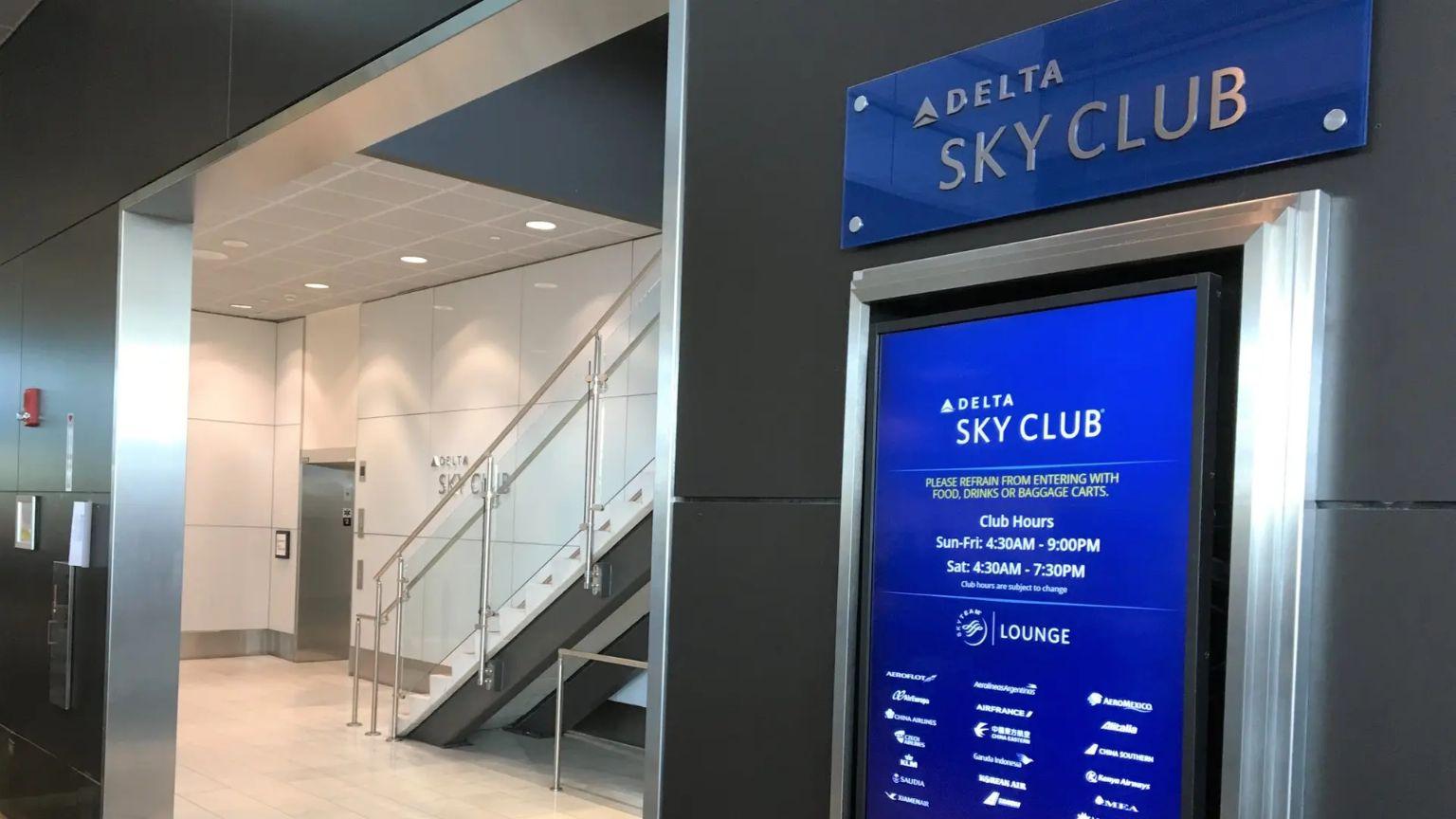 Delta Sky Club Lounge, Terminal A (A6), Boston