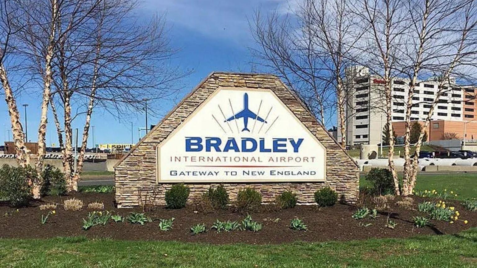 Bradley International Airport Lounges – BDL