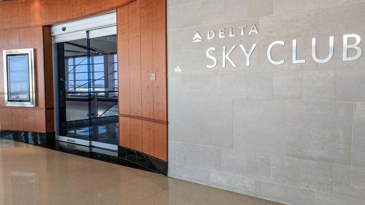 Delta Sky Club Lounge Gate A68, McNamara Terminal – Concourse A