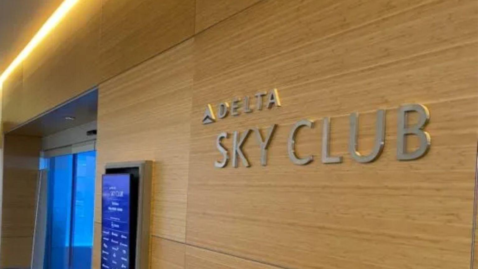 Delta Sky Club Newark Lounge, TB