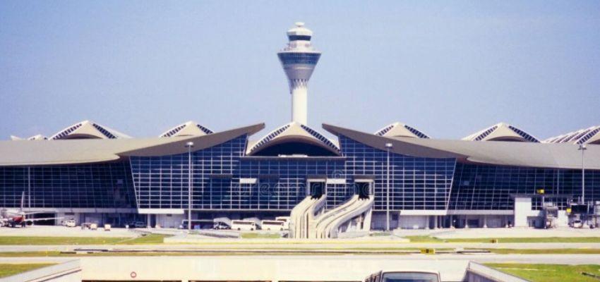 Kuala Lumpur Airport Lounges – KLIA
