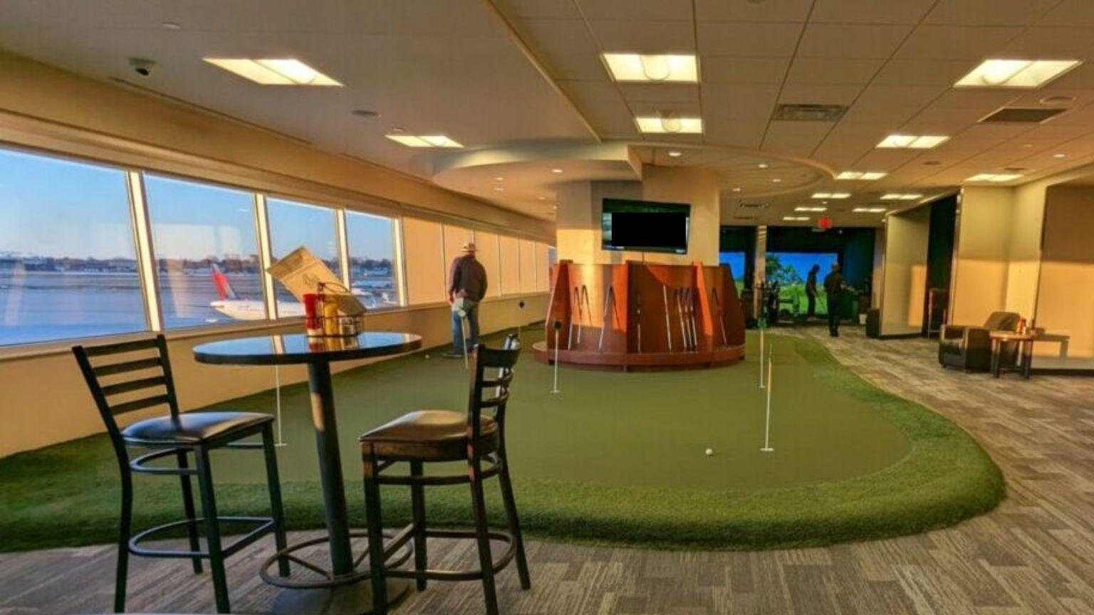 PGA MSP Lounge, Terminal 1 – Concourse E