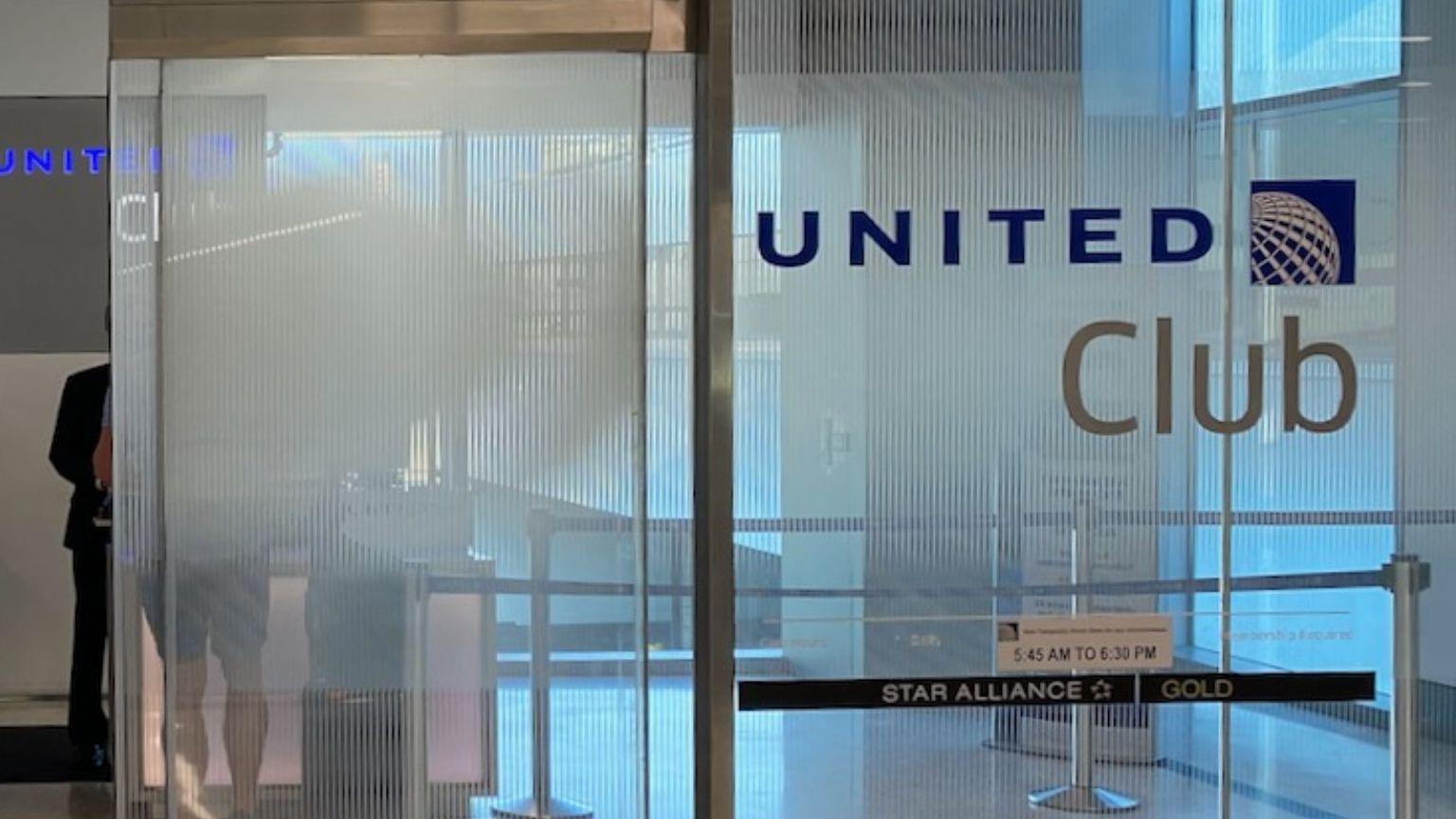United Club Lounge Los Angeles, Terminal 7