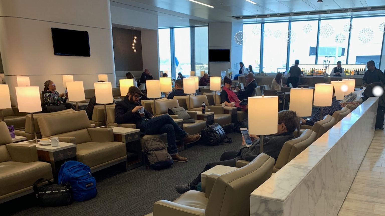United Club SFO Lounge, Terminal 3 – Concourse E