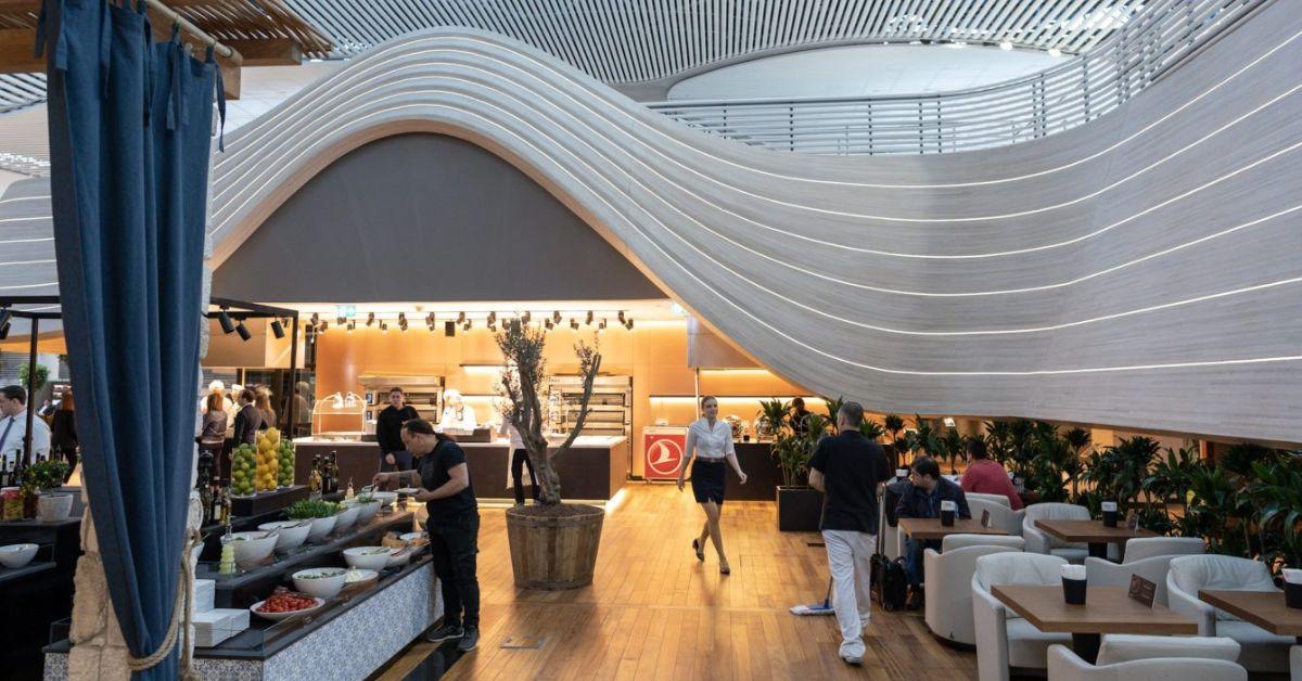 Turkish Airlines Business Lounge at Istanbul Airport 